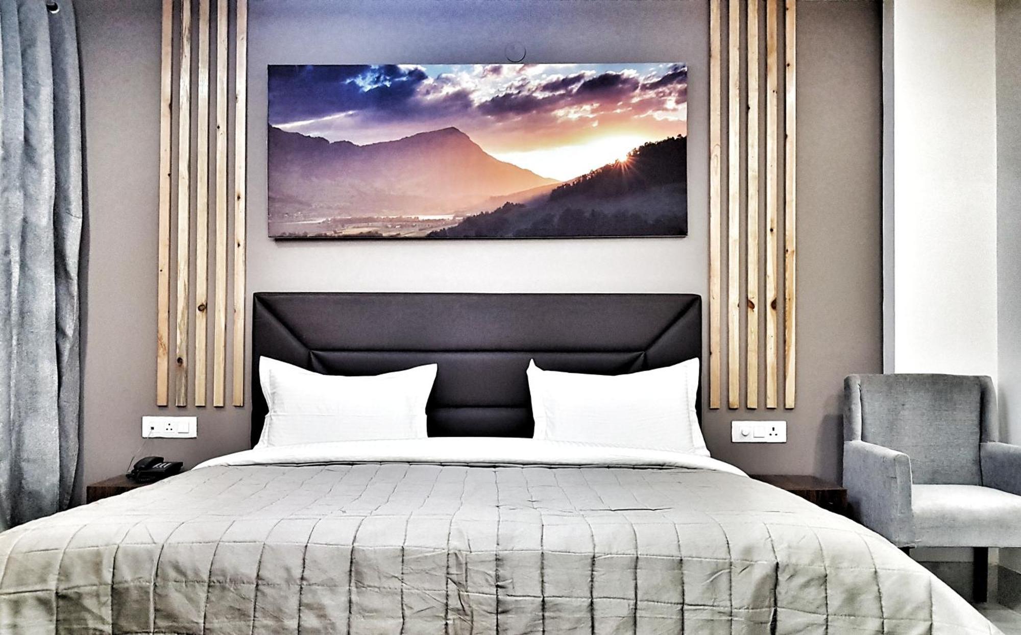 Hotel Delhi Aerocity, Nh 48 Nowe Delhi Zewnętrze zdjęcie