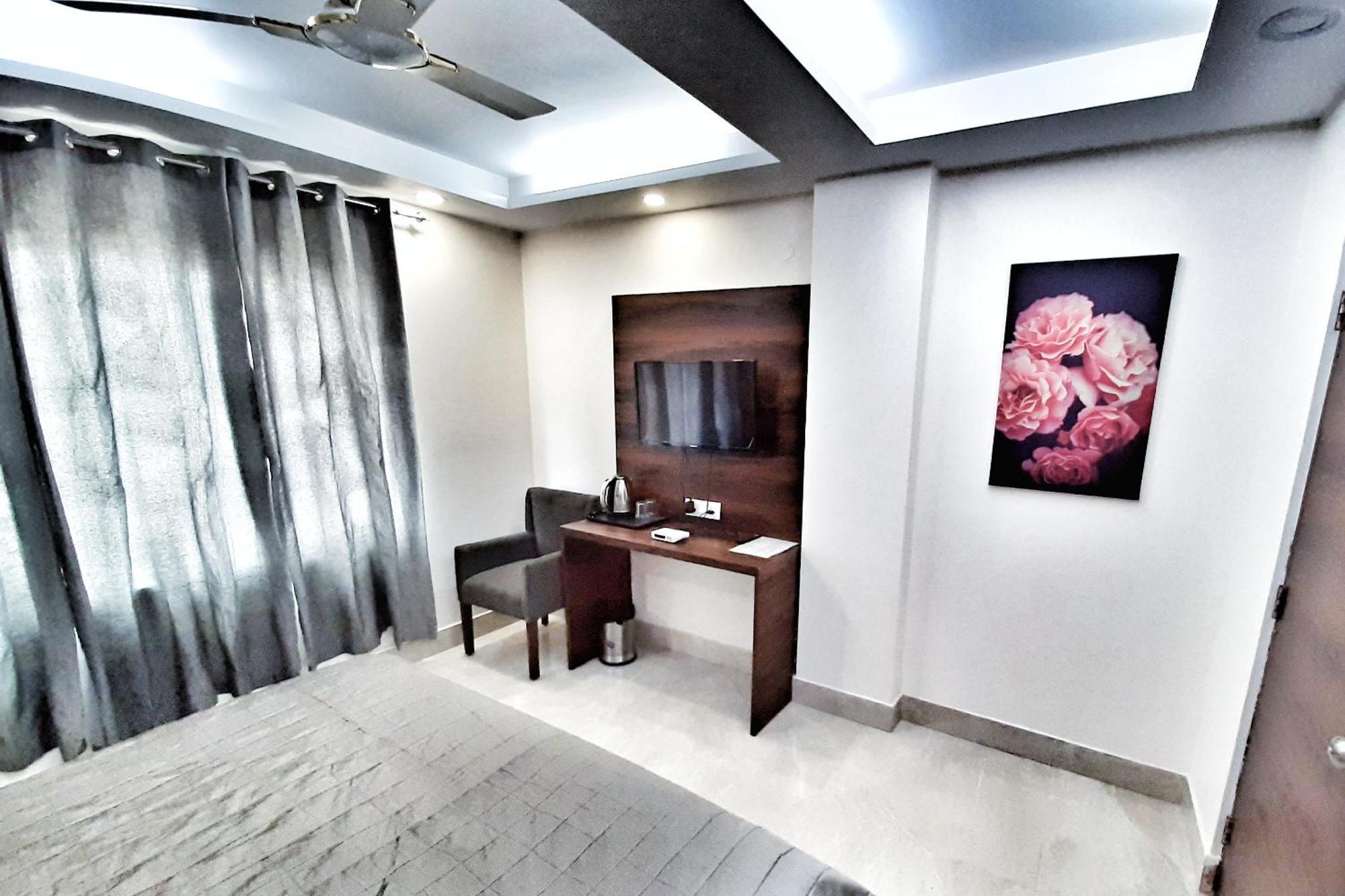 Hotel Delhi Aerocity, Nh 48 Nowe Delhi Zewnętrze zdjęcie