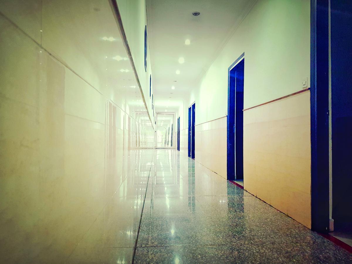 Hotel Delhi Aerocity, Nh 48 Nowe Delhi Zewnętrze zdjęcie
