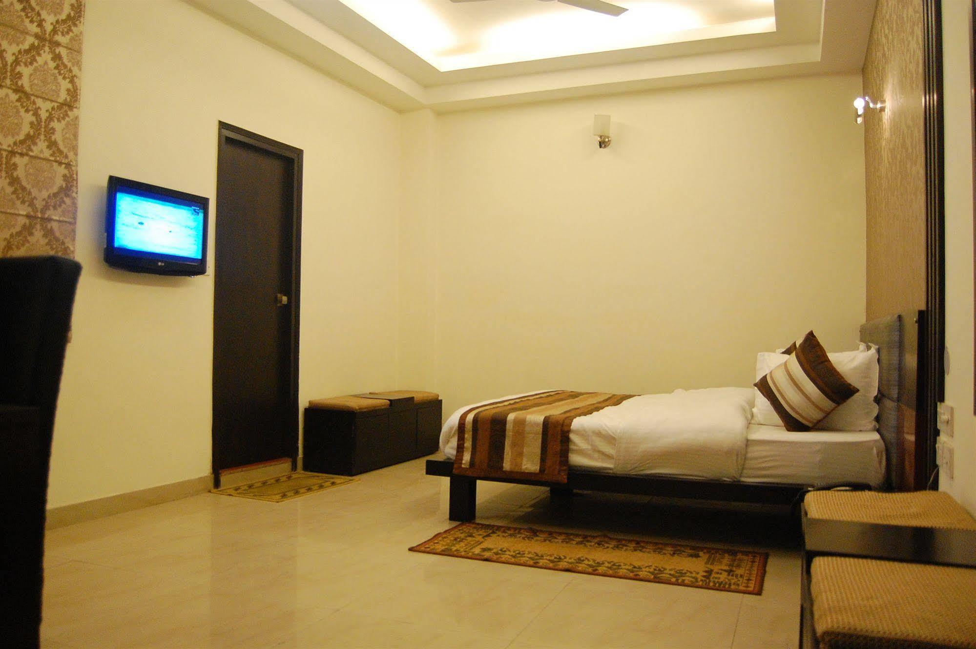 Hotel Delhi Aerocity, Nh 48 Nowe Delhi Zewnętrze zdjęcie