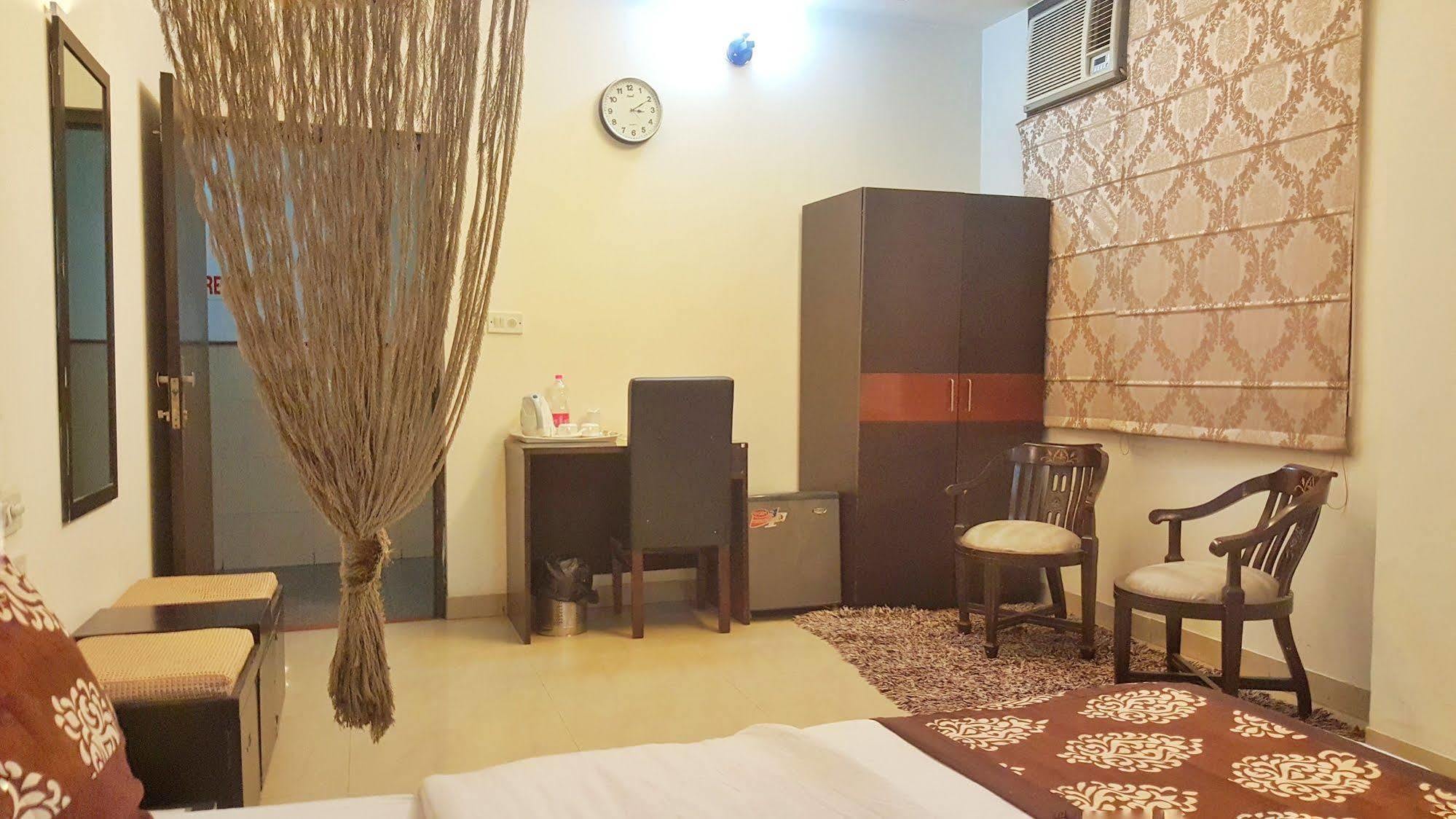 Hotel Delhi Aerocity, Nh 48 Nowe Delhi Zewnętrze zdjęcie